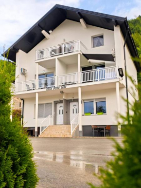 Villa Pliva Lake 2